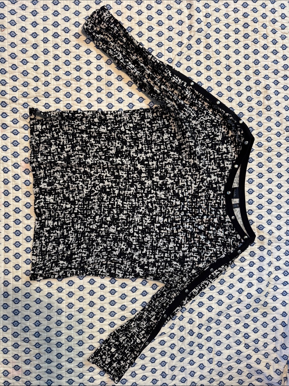 Rafaella Black and White large Patterned Long Sleeve Top